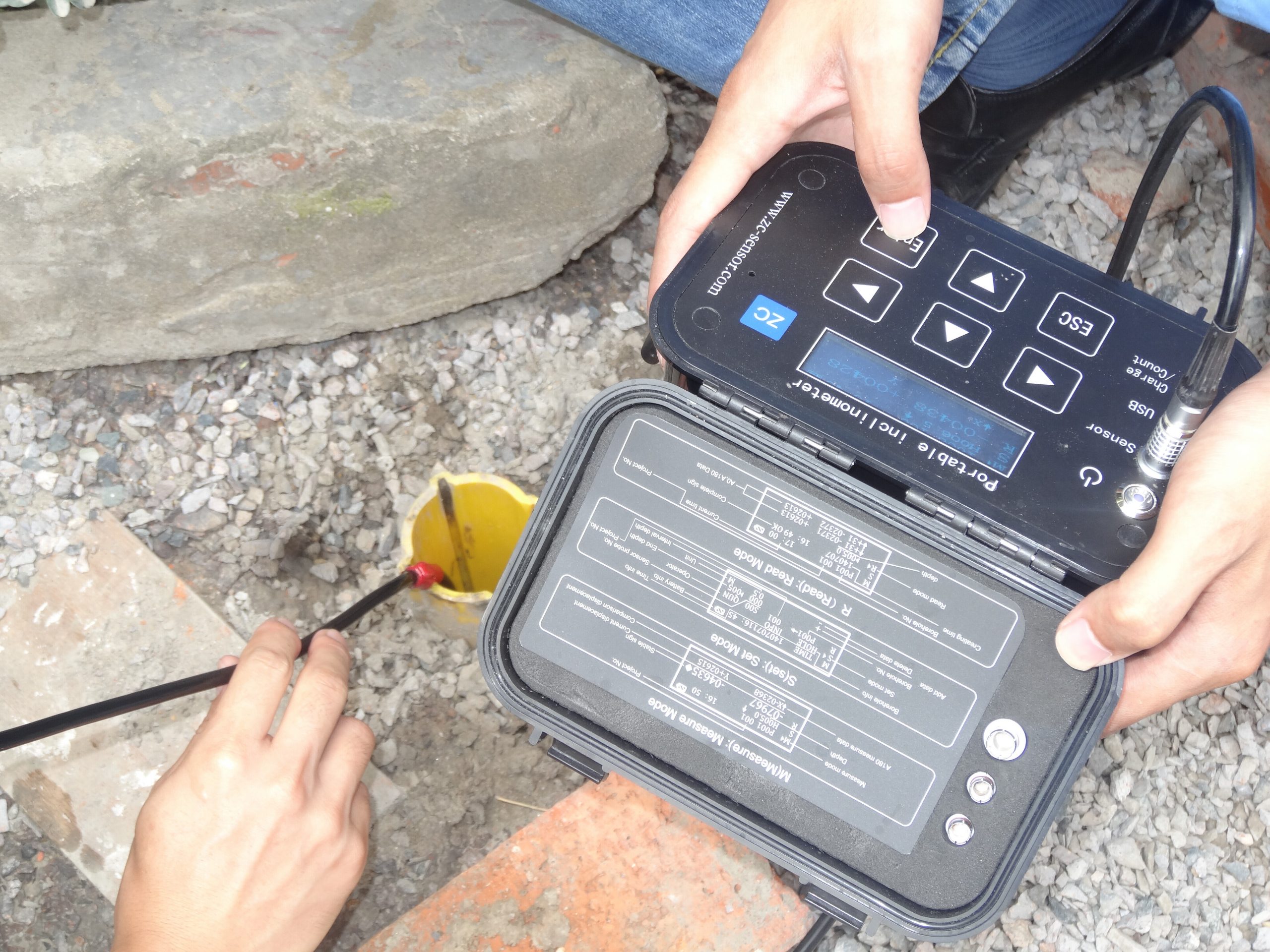 祝賀直川測(cè)斜儀創(chuàng)新基金項(xiàng)目成功驗(yàn)收 