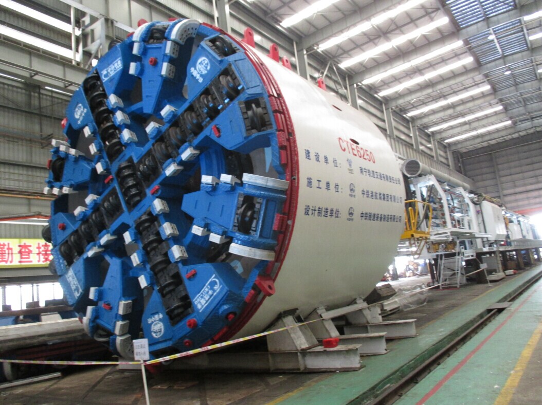 傾角傳感器在盾構(gòu)機(jī)上的安裝簡述 