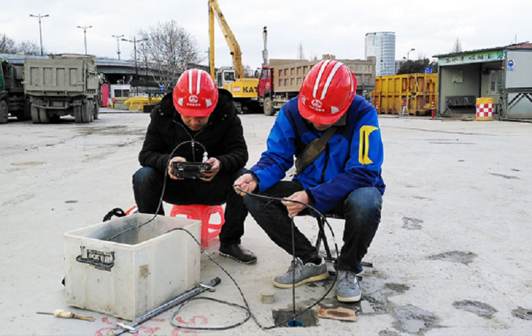 直川測(cè)斜儀在杭州地鐵1號(hào)線對(duì)接5號(hào)線基坑監(jiān)... 