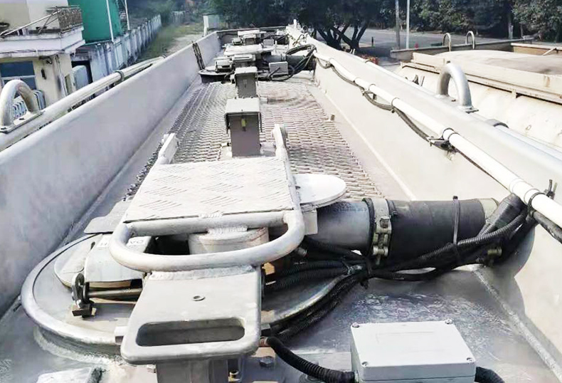 基于傾角傳感器的油罐車物聯(lián)網(wǎng)監(jiān)管系統(tǒng) 