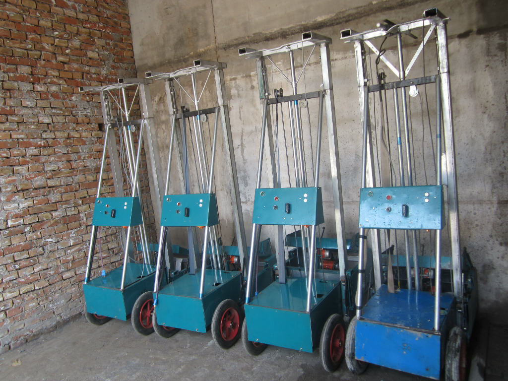 自動粉墻機的傾角傳感器的作用 